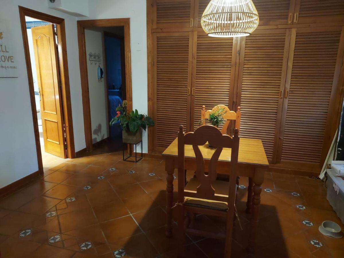 Apartamento A 150 Metros De La Playa Y Del Puerto Deportivo Estepona Exterior foto